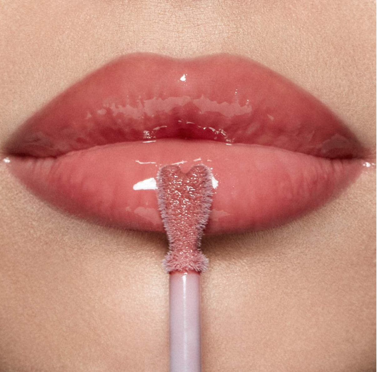 Charlotte Tilbury Collagen Lip Bath Gloss