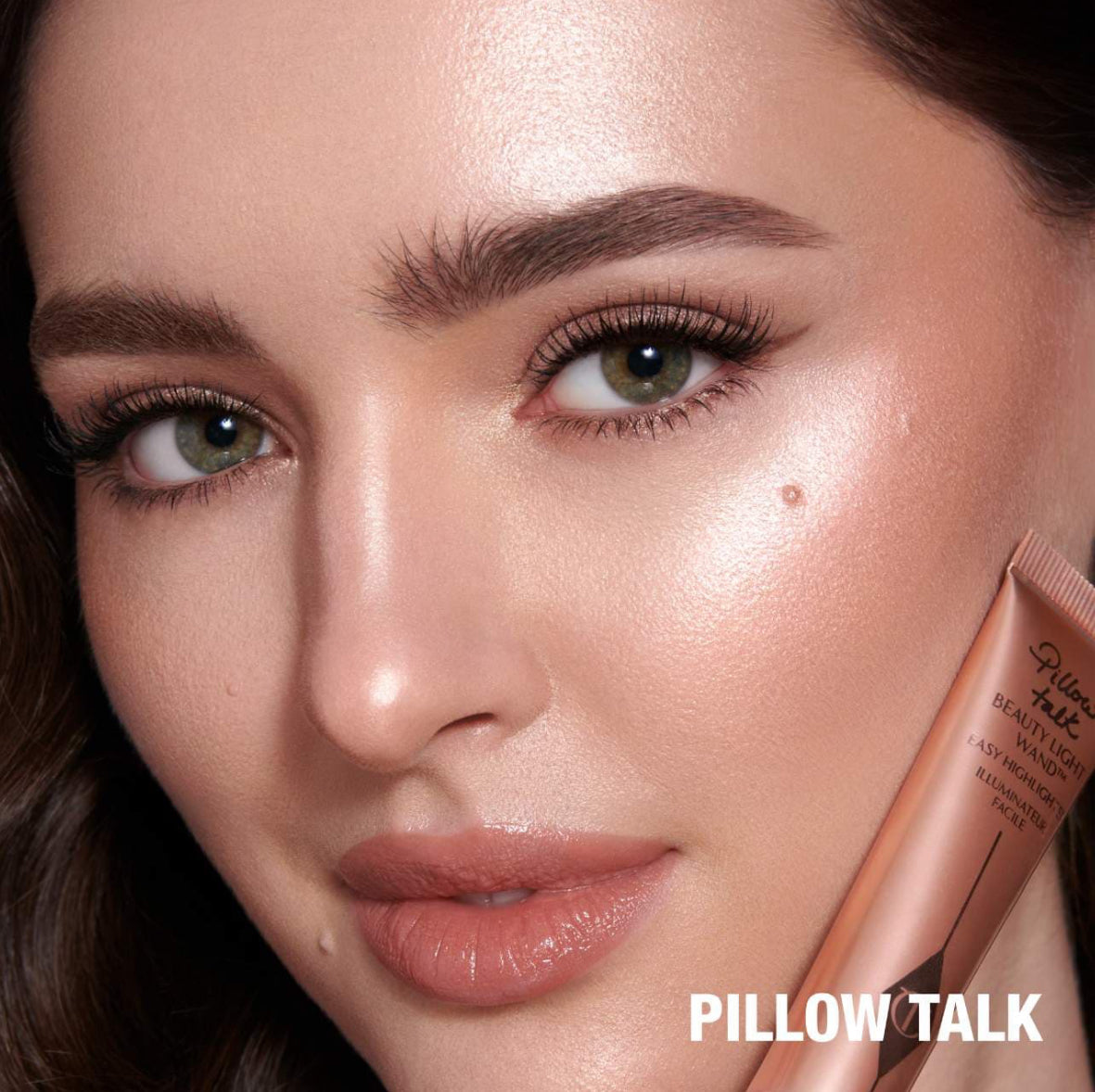Charlotte Tilbury Beauty Highlighter Wand